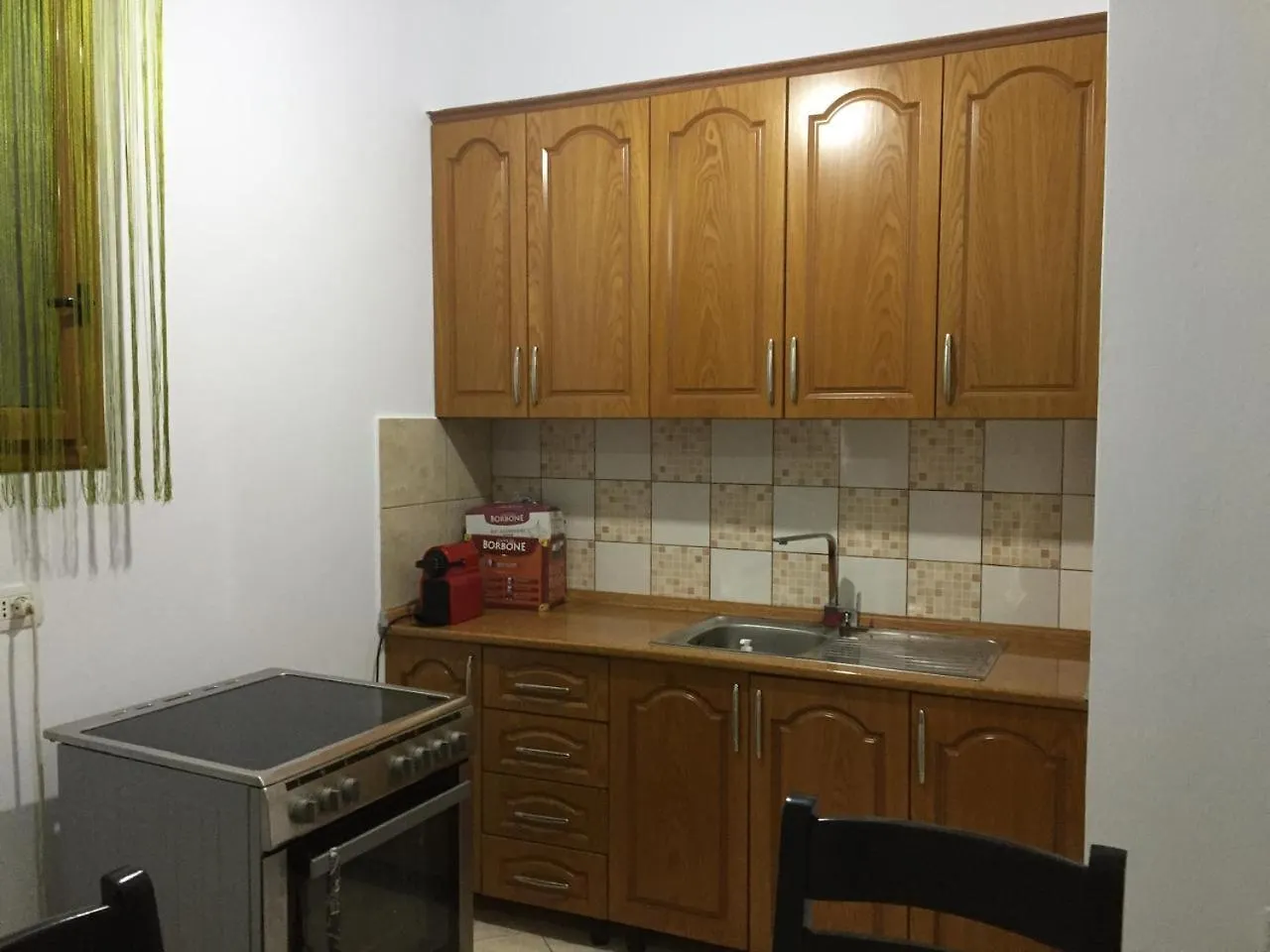 Albear Holiday Home Vlorë 0*,